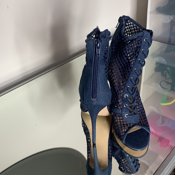 Shoedazzle Jean netted heels. Brand new. Never worn. Size 8 - Picture 3 of 8